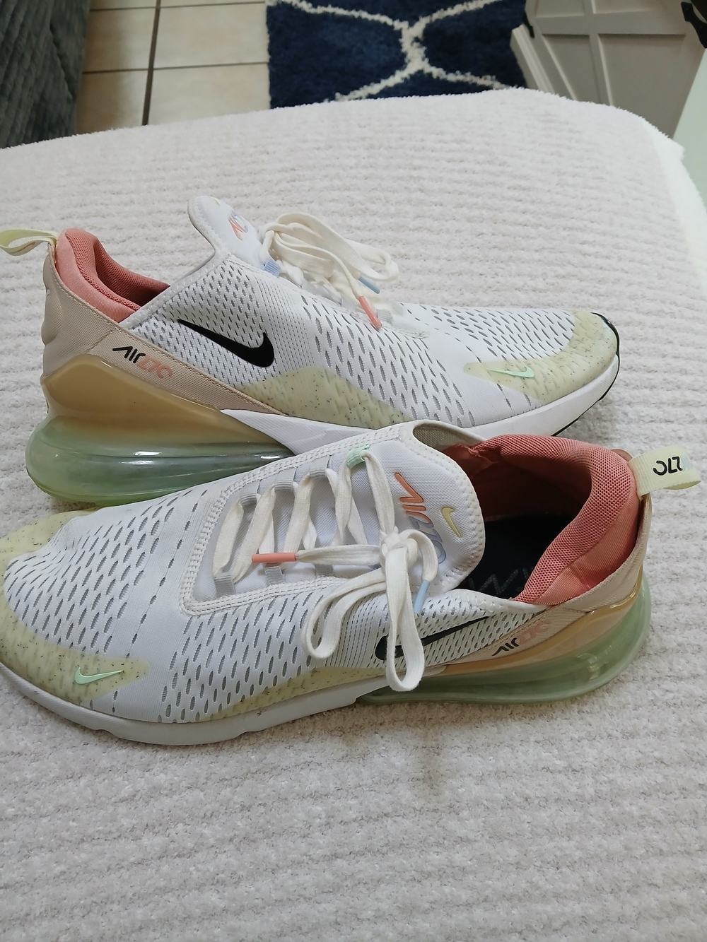 Nike Men’s White Black Coral Green Air Max 270 Athletic Shoes